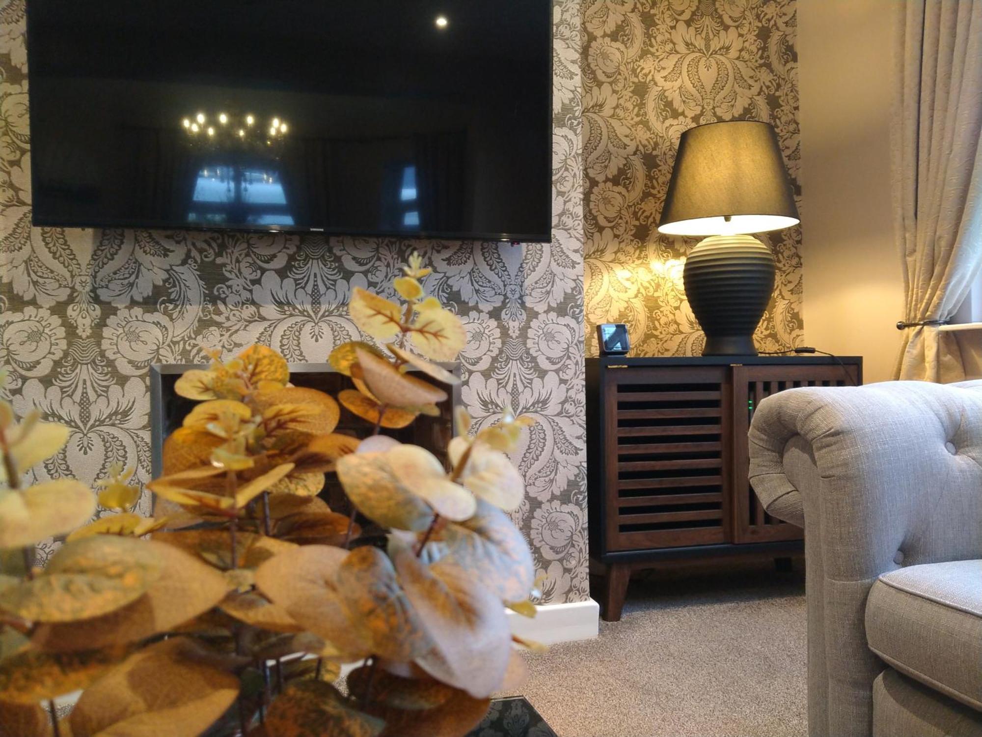 Villa Sirius House - Sleeps 7, Driveway, Garden à Crewe Extérieur photo